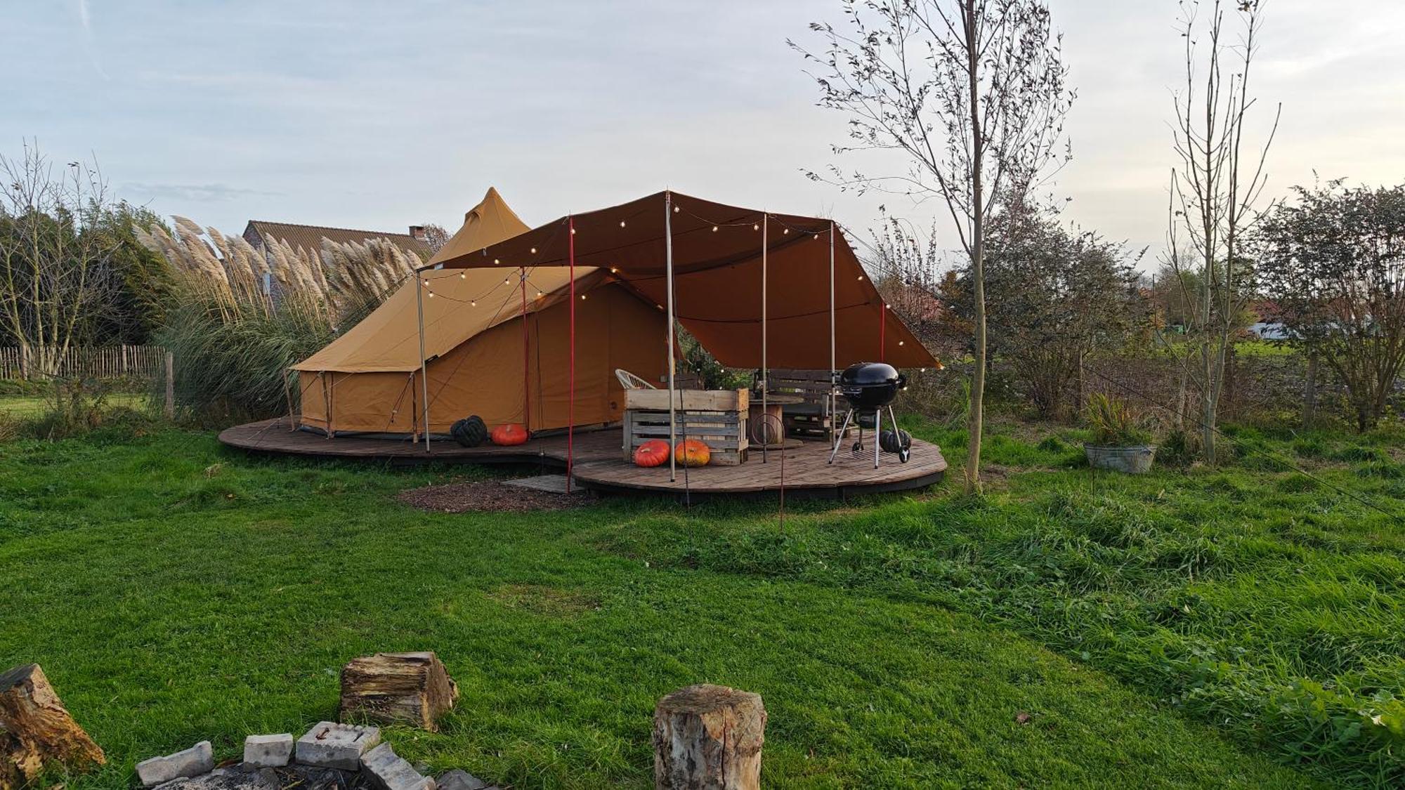 ホテル Au Pied Du Trieu, The Glamping Experience Labroye エクステリア 写真