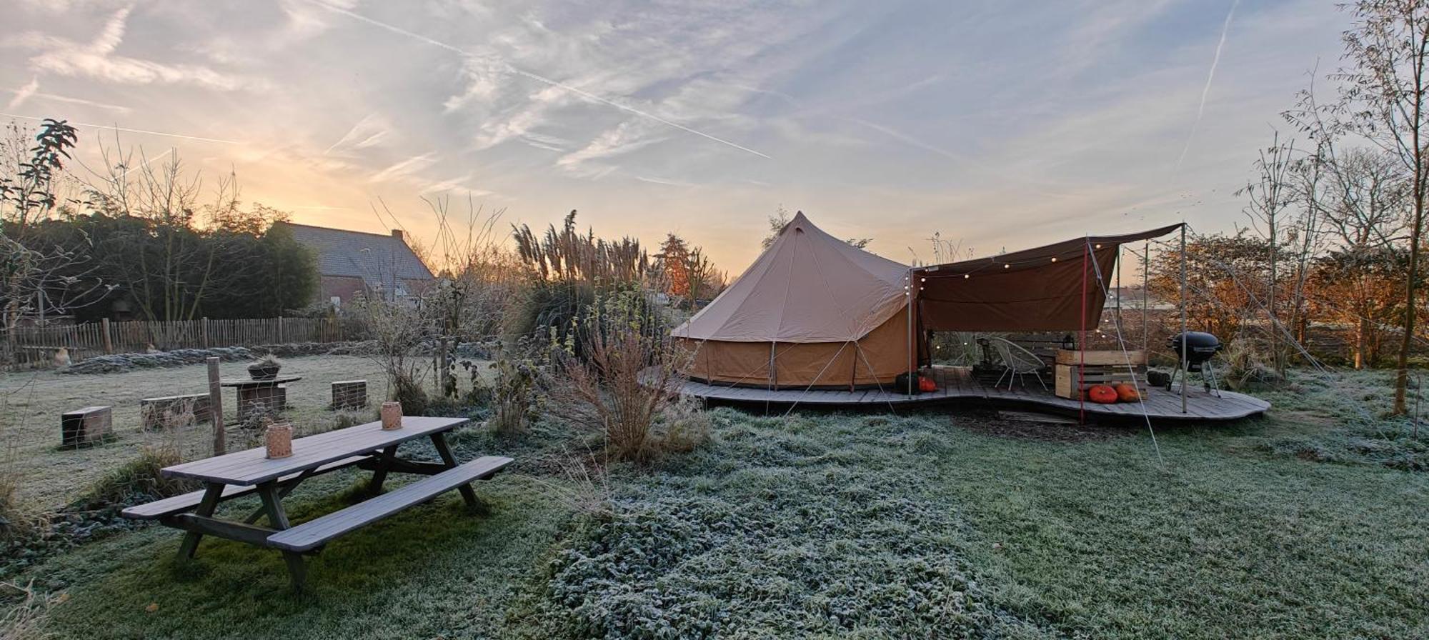 ホテル Au Pied Du Trieu, The Glamping Experience Labroye エクステリア 写真